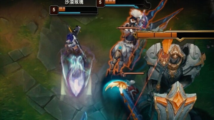 Cari sudut yang tepat lalu keluarkan Q, biarkan lawan tak punya jalan keluar!