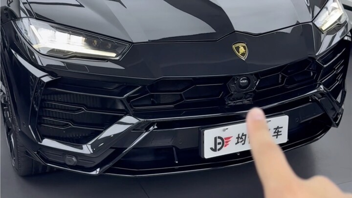 Mua một chiếc xe mà có tới hai cái mác, chẳng phải lời lắm sao!?