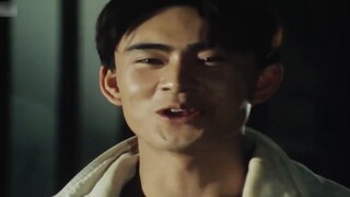 [Monster Files] Golden Flower Monster, the Fighting Locust Motorcycle Goes Out of Control and Runs W