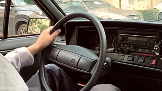 Perempuan: Maksudku... kamu jemput aku pakai mobil ini???