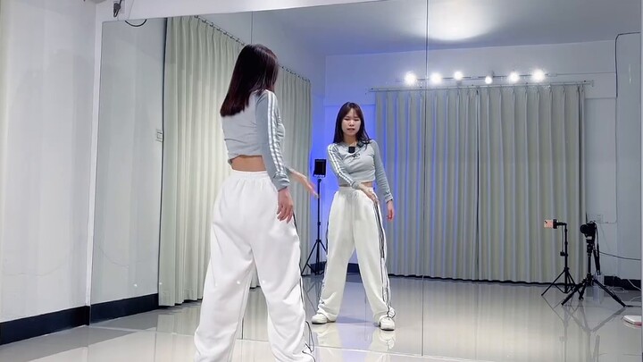 Instruksi terperinci tentang awal "Roly Poly" (Saya tidak akan membiarkan Anda tidak bisa menjabat t