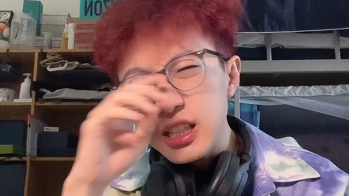 خلي الطالب يتنفس قليلًا...