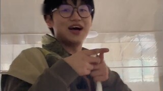 vlog ซ้อมวันครบรอบโรงเรียนของนักเรียนมัธยมปลาย! ลองนักเรียนมัธยมปลายเพื่อสร้างเคป๊อปขึ้นมาใหม่! (เลข