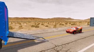 Flatbed Truck Mcqueen  _ Transportation with Truck - Pothole vs Car _480 - BeamN