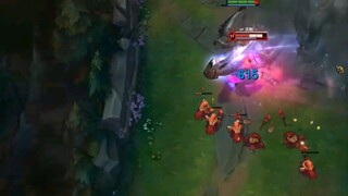 As fate would have it, the damage of the bug has now reached the T0 level again! Mua~ Kill one kid a