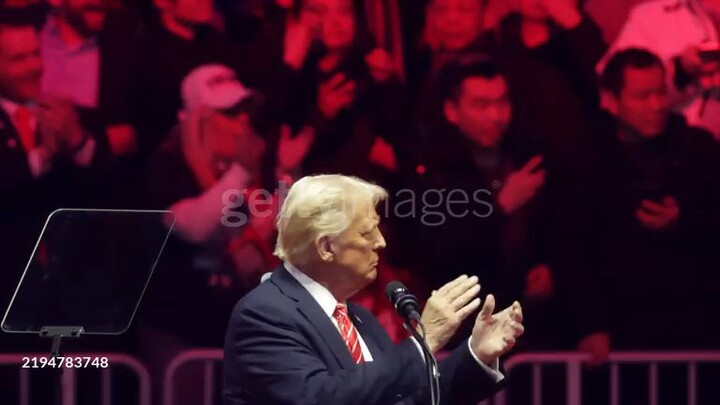 ITSZZZ_DONALD TRUmph