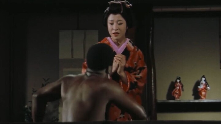 女人有变态癖好，喜欢和丑陋的男人“打扑克”！变态猛片《残酷虐待物语》