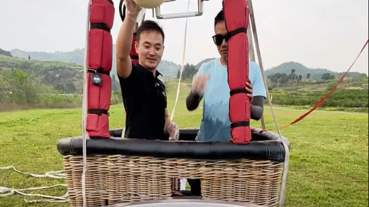 坐热气球下牛油