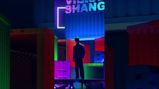 Straight Shots of Wang Yibo "Vibrant Shanghai" Live Performance 王一博《跃动上海》舞台直拍