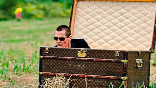 After 20 Years of Prison, He Wakes Up In A Huge Suitcase In The Middle Of A Plain Field