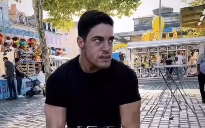 ฉันจากจักรวาลคู่ขนาน!