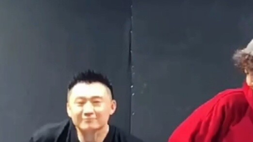 I haven't updated for a long time! I danced a little hip-hop with my friends during the rehearsal fo