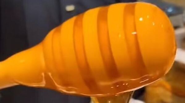 Honey extraction stick