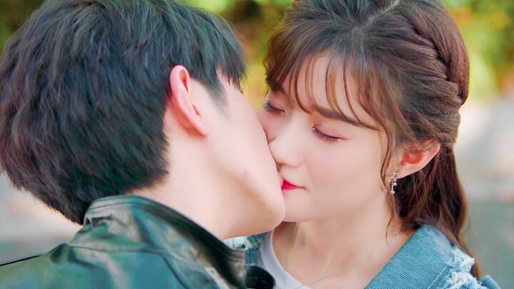 💓Boy kissed his beloved girl💕New Korean Mix Hindi Songs💗Chinese Mix Hindi Song💓Love Story 2023