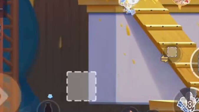 What? Ryan used a cube to fight a cat alone for 3 minutes!