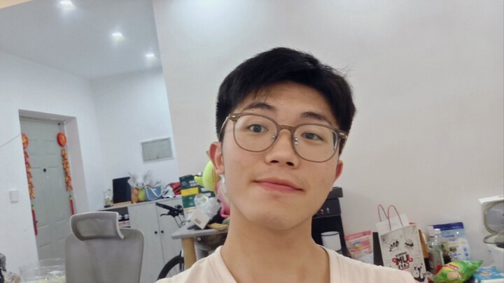 ในที่สุดก็เต้น apt กับเพื่อนเสร็จแล้ว ต่อไปห้ามมาล้างสมองฉันอีกนะ!