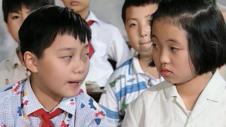 “Ayahku ada di dinding di belakangmu”