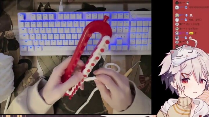 [Lost Toothbrush] It’s not nice to make this kind of sound when doing handicrafts💗Such cute hands ca