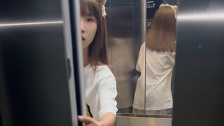 เด็กผู้ชายที่ออกไปข้างนอกตอนกลางคืนต้องระวังเรื่องความปลอดภัยให้ดี