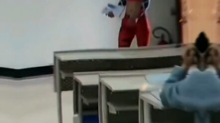 改 变 了 但 社 死