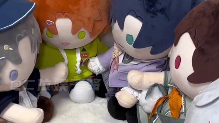 อาจารย์ที่ปรึกษา: ฮ่า... ฮ่า... ไปทำให้ตัวเองกลัวเองแล้ว...