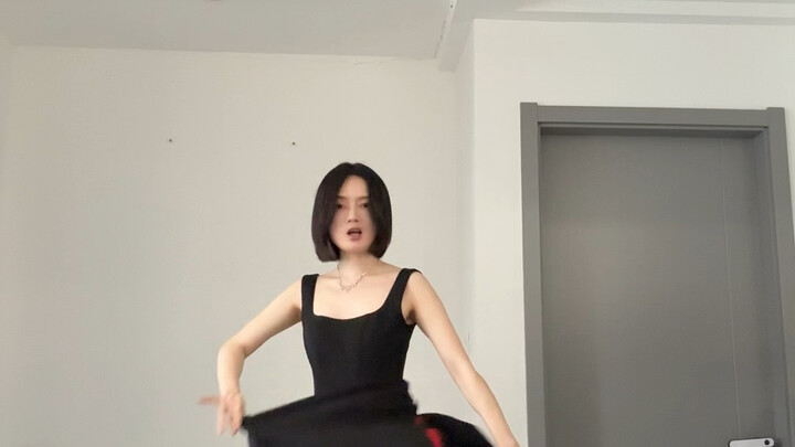 รีวิวเดรสพื้นแดงจาก delulu