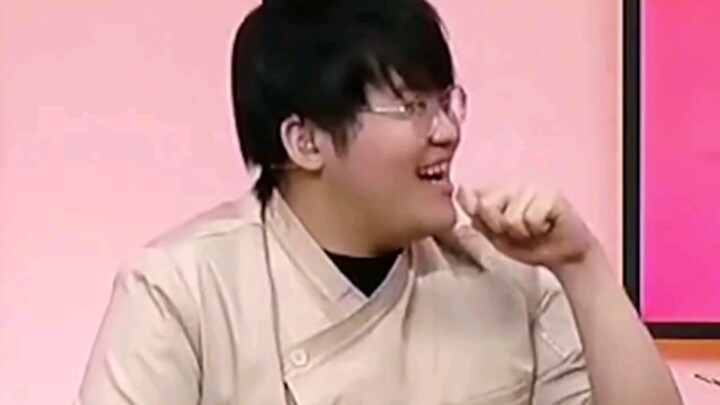 Zzitai: There is one person I really can't beat. Colonel Guan: I guess it's Huni. Now there are two 