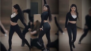 فتاة شمال شرق الصين الساخنة نينغ يي تشو!! تصوير مباشر فردي من غرفة التدريب لأغنية بلاك مامبا 【نينغني