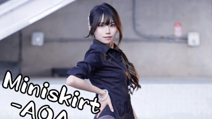 [Miniskirt | AOA] Who’s rocking the miniskirt again?