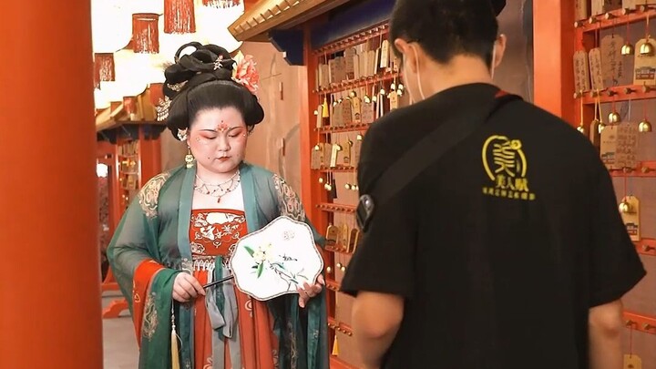 Yeah! I went to Chang'an and played Yang Guifei for a day.