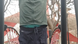 200斤美食博主，粗杠借力引体向上，11.5个！距离下个目标15个引体还会远吗？（本视频没有收益，千万不要投币）