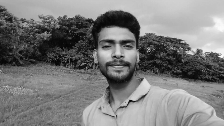 লাইভ হিস্টরি