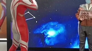 梦比优斯看到迫水队长瞬间破防