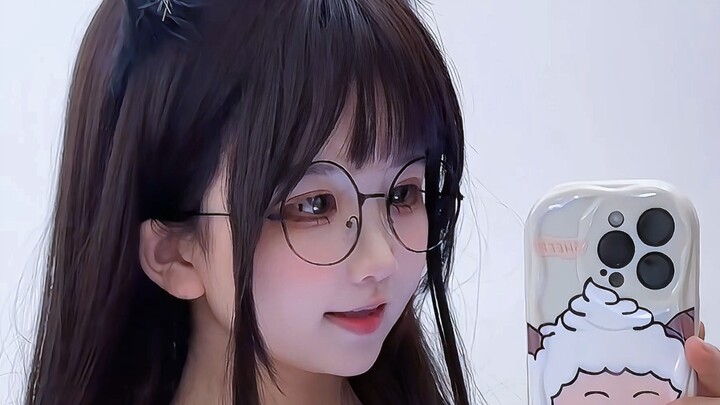Childlike face...? ?
