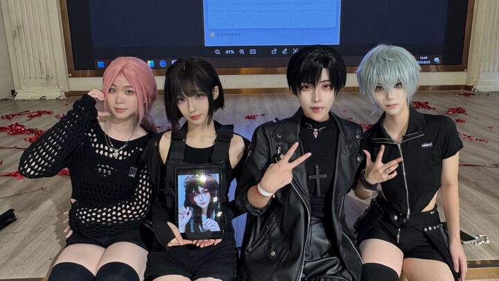 【8.23 เวทีรูปทรงแปลกในหางโจว เฉพาะที่นี่เท่านั้น】สี่หนุ่มมาแล้ว