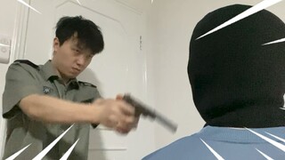 纽约警察：开心点，来看新年鞭炮了（上膛