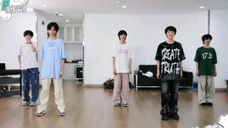桂瑞橹奇奕 五人版《是你》