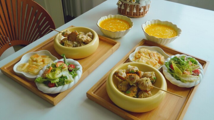 Youyou’s Breakfast: Pan-Fried Pork Buns, Grilled Cheese, and Pumpkin Soup