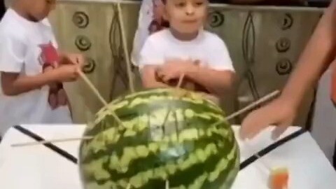 This kid’s luck is unbeatable—laughing so hard I’m crying!
