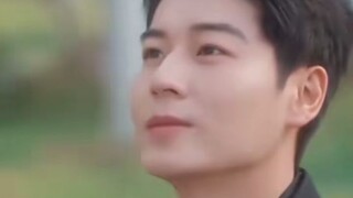 รักที่มาช้าไร้ค่ากว่าธุลี หร่วนอู้หลี - เหวินเยี่ยนฉือ