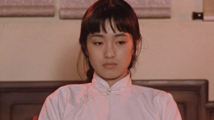 Re-watching “Big Red Canopy” Part 2: A stark, minimalist shot that renders sexuality with profound a