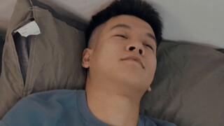 Contemporary young people: sleepy in the morning, tired in the afternoon, energetic at night