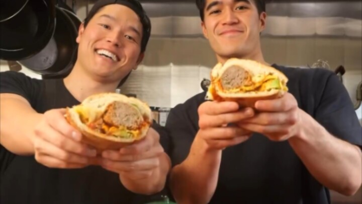 Cheese Meatball Sandwich 🥪