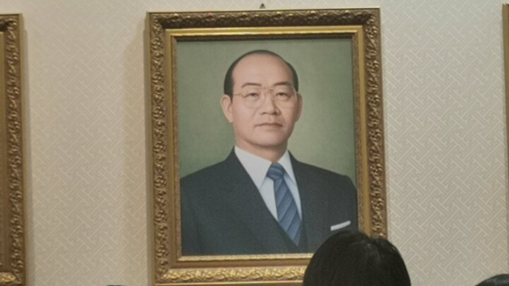 เยี่ยมชมทำเนียบประธานาธิบดีเกาหลีใต้