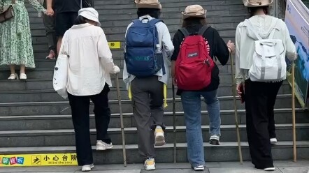 Giữa đi làm và đi học, tôi đã chọn lên núi để “điên” một chút.