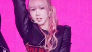 Giselle x 金孝渊 x 刘扬扬《Dessert》2025家族演唱会合作舞台！