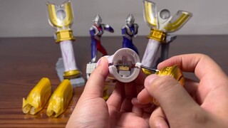 Tekstur pegangan UR Divine Light Stick diperdalam + sayap emas diubah