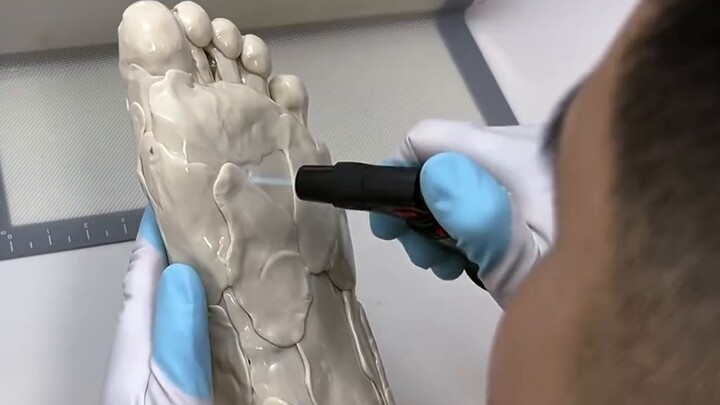 Dapatkah Anda percaya bahwa Anda dapat membuat kaki kiri menggunakan gula putih?
