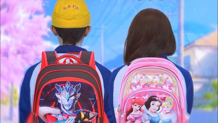 Lúc học bài mà trong đầu tự biên truyện tiểu thuyết, chẳng phải là chuyện rất ít người làm sao?