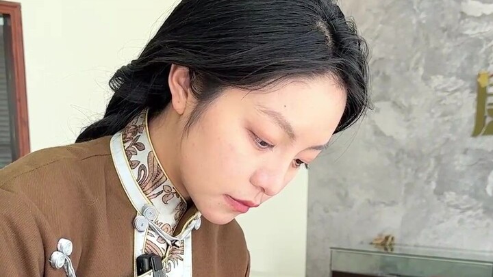 How does saffron end up in your hands? #saffron #achieveahealthycomplexion #healththroughdrinking